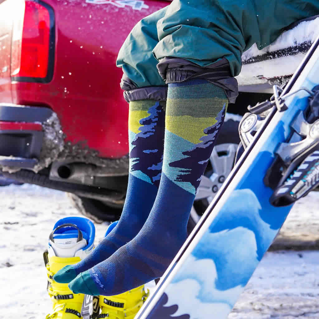 Men's Solstice Over-the-Calf Lightweight Ski and Snowboard Sock