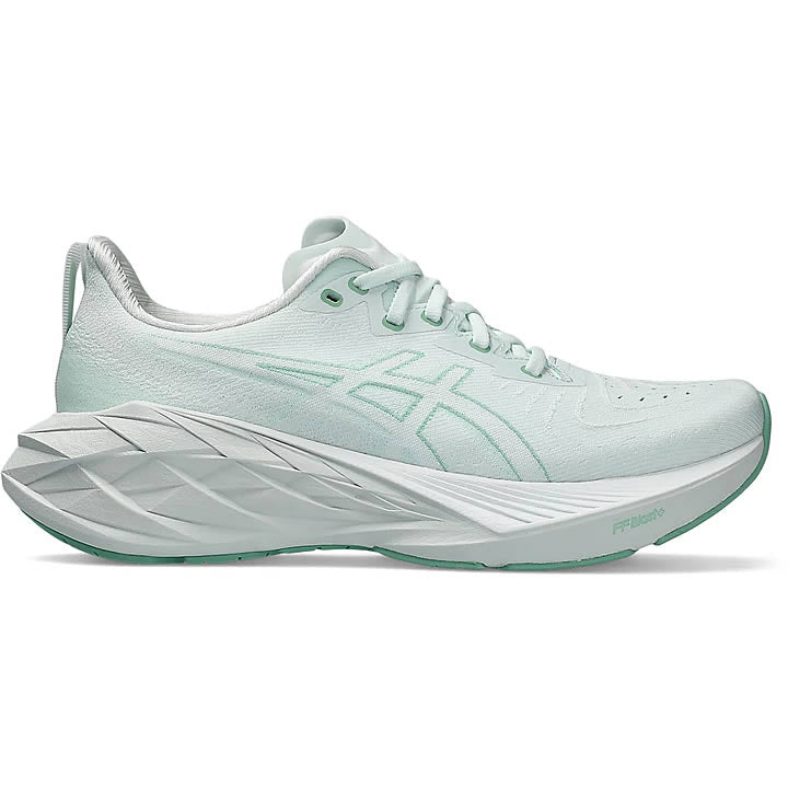 Women's Novablast 4