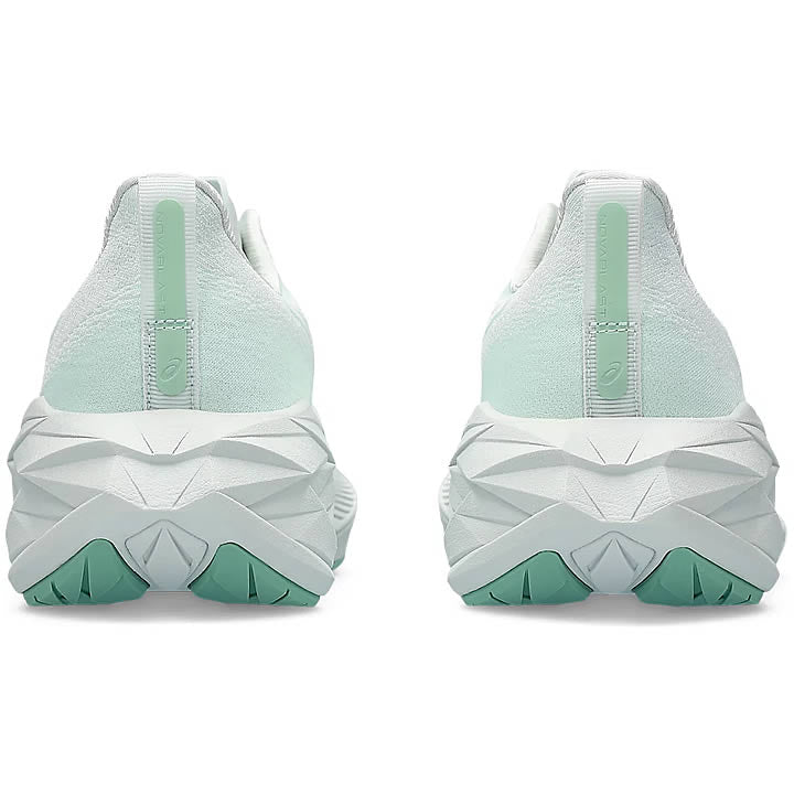 Women's Novablast 4