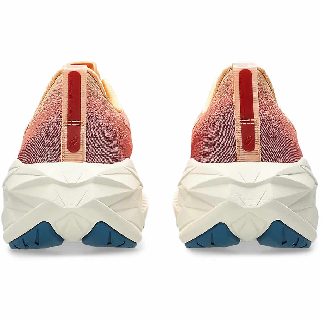 Women's Novablast 4