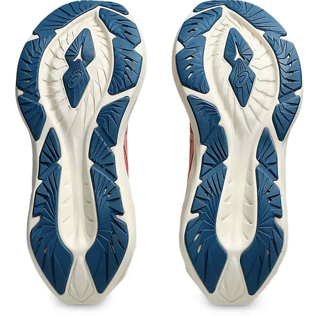 Women's Novablast 4