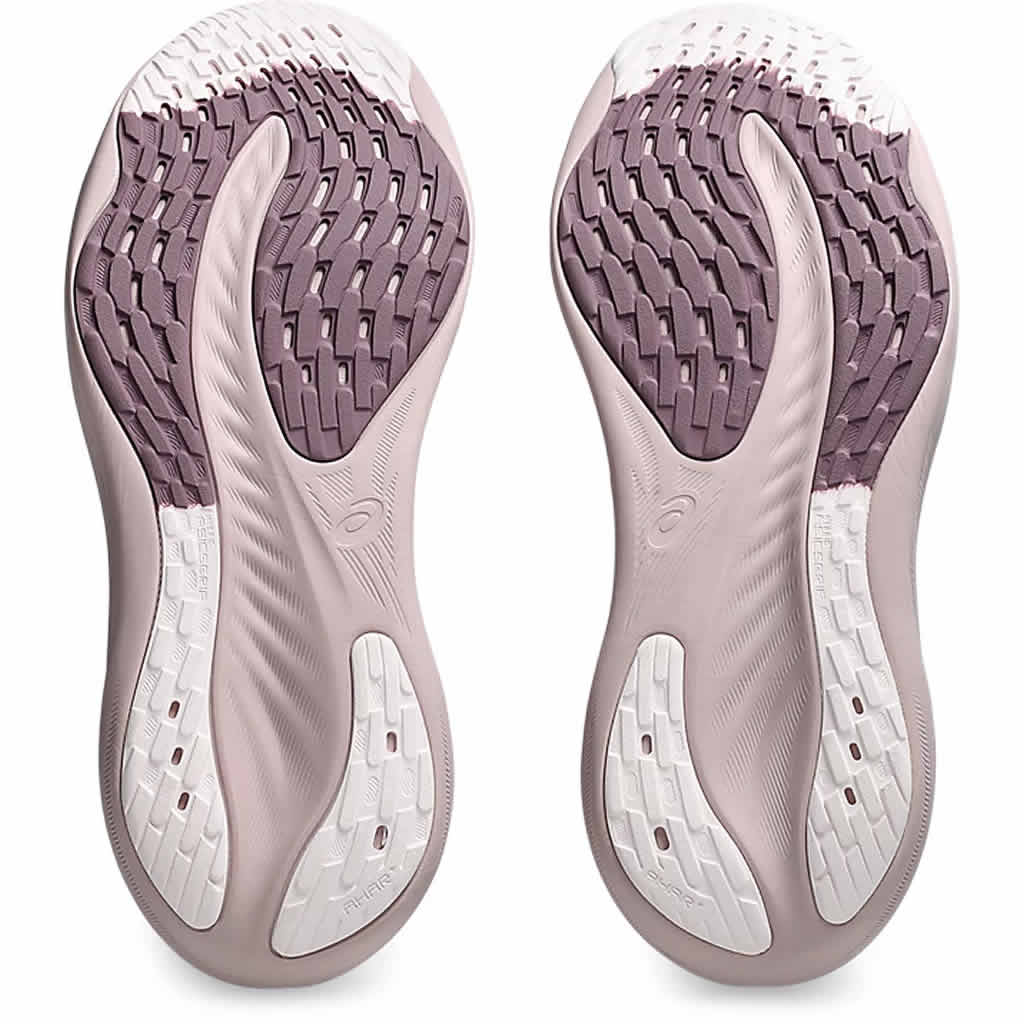 ASICS Gel-Nimbus 26 Running Shoe Women's