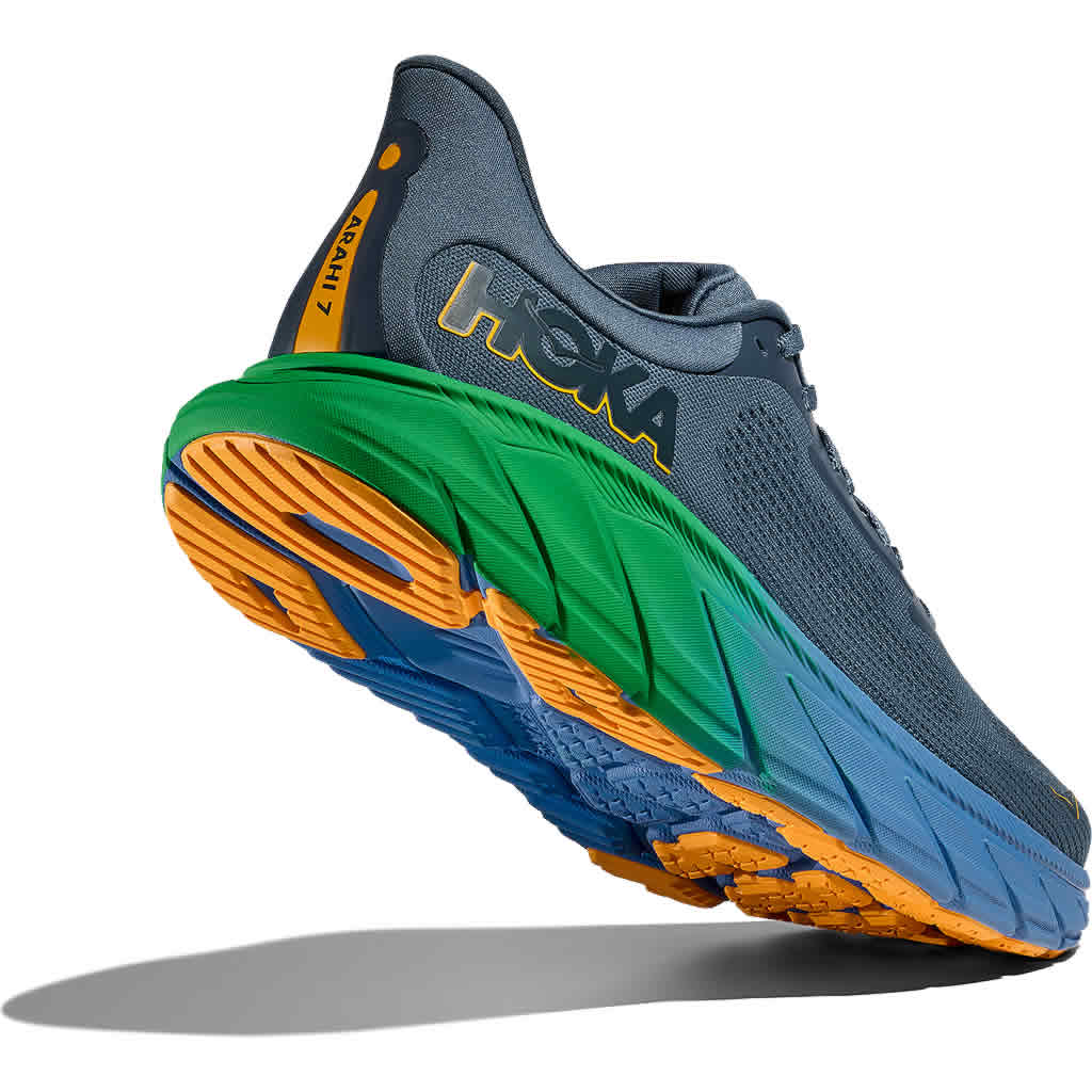 Men's Arahi 7