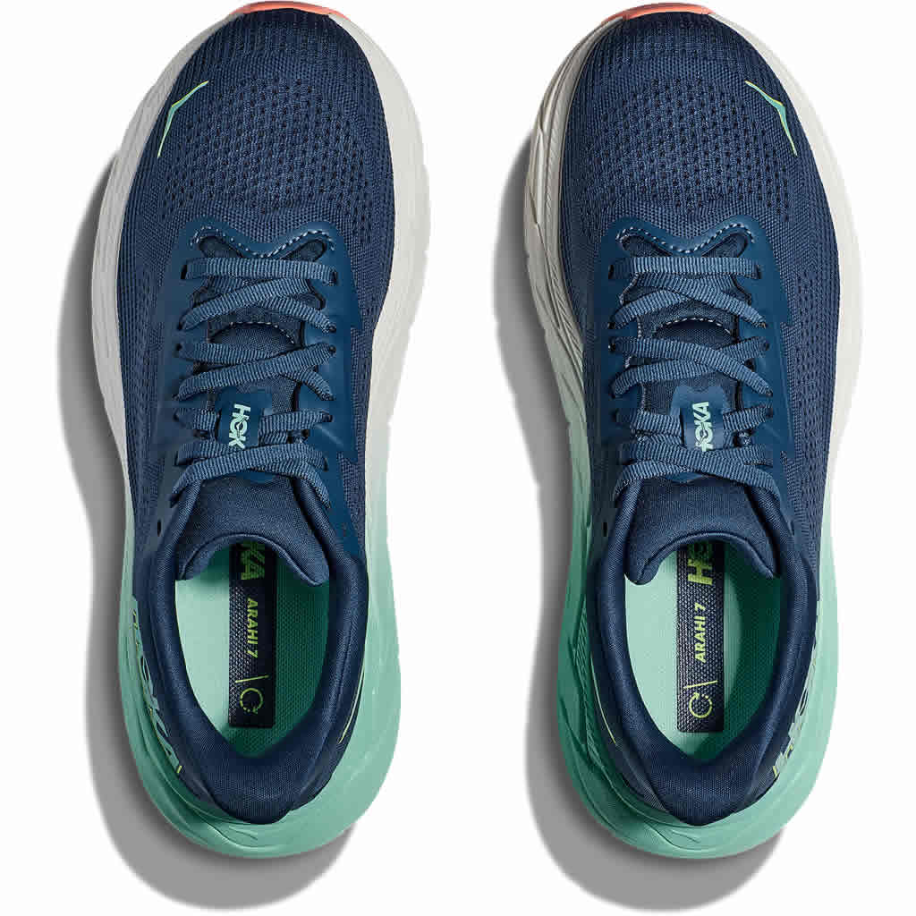 Women's Arahi 7