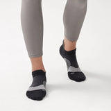 Elite Light Cushion No Show Tab Socks
