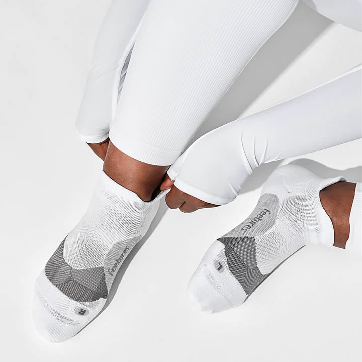Elite Light Cushion No Show Tab Socks
