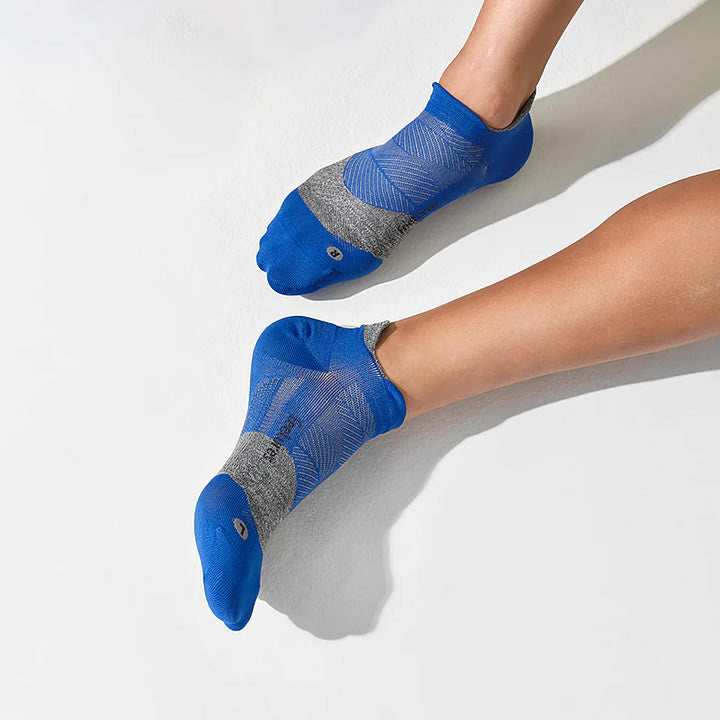 Elite Ultra Light No Show Tab Socks