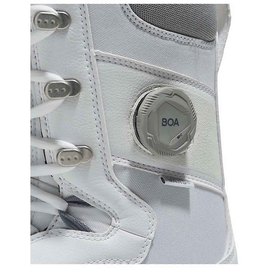 Vans Invado OG Snowboard Boot Men's 2025