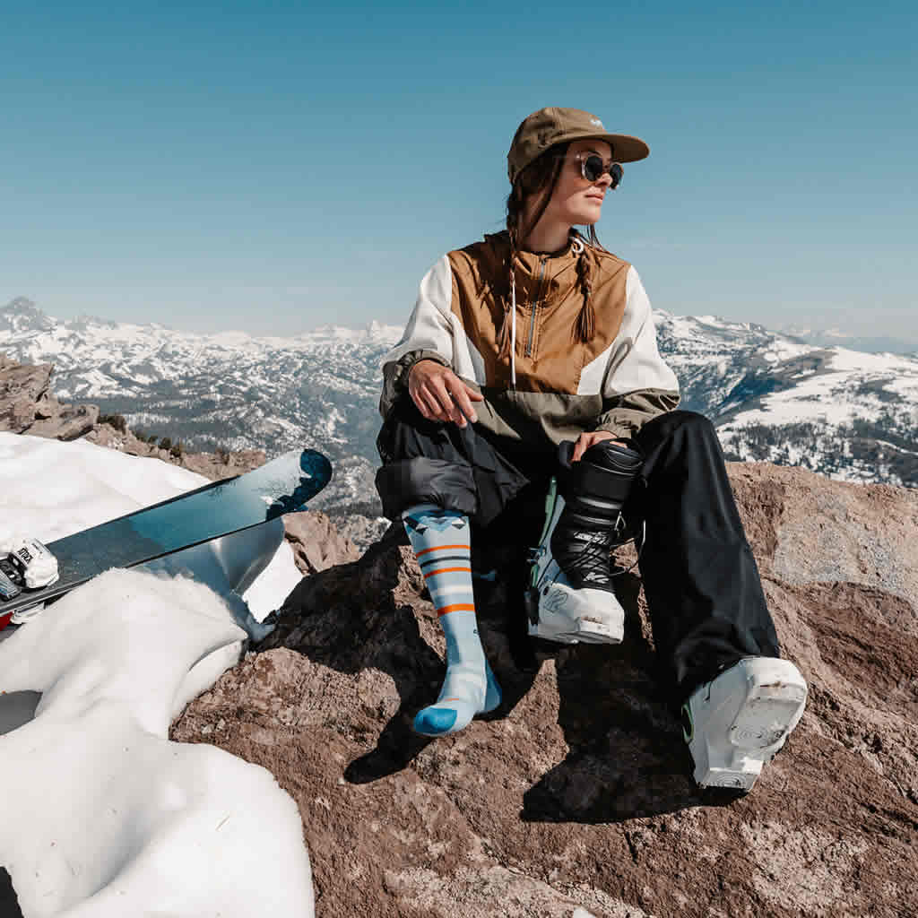 Darn Tough Snowscape Over-the-Calf Lightweight Cushion Ski Sock Women's