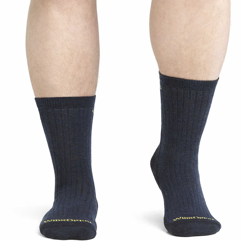 Men's Solid Midweight Cushion Micro Crew Sock
