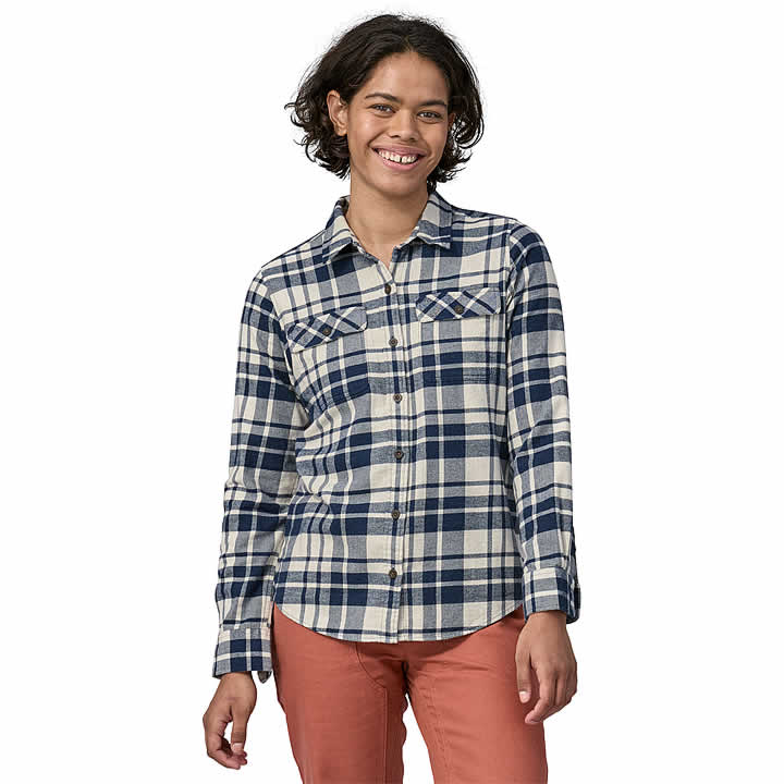 Patagonia Long-Sleeved Organic Cotton Midweight Fjord Flannel Shirt Women's