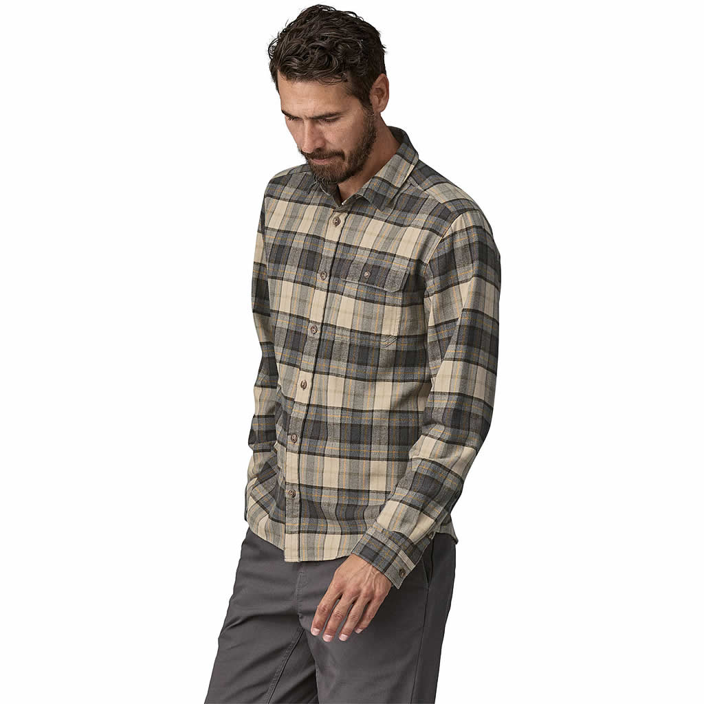 Patagonia Long-Sleeved Lightweight Fjord Flannel Shirt Men's