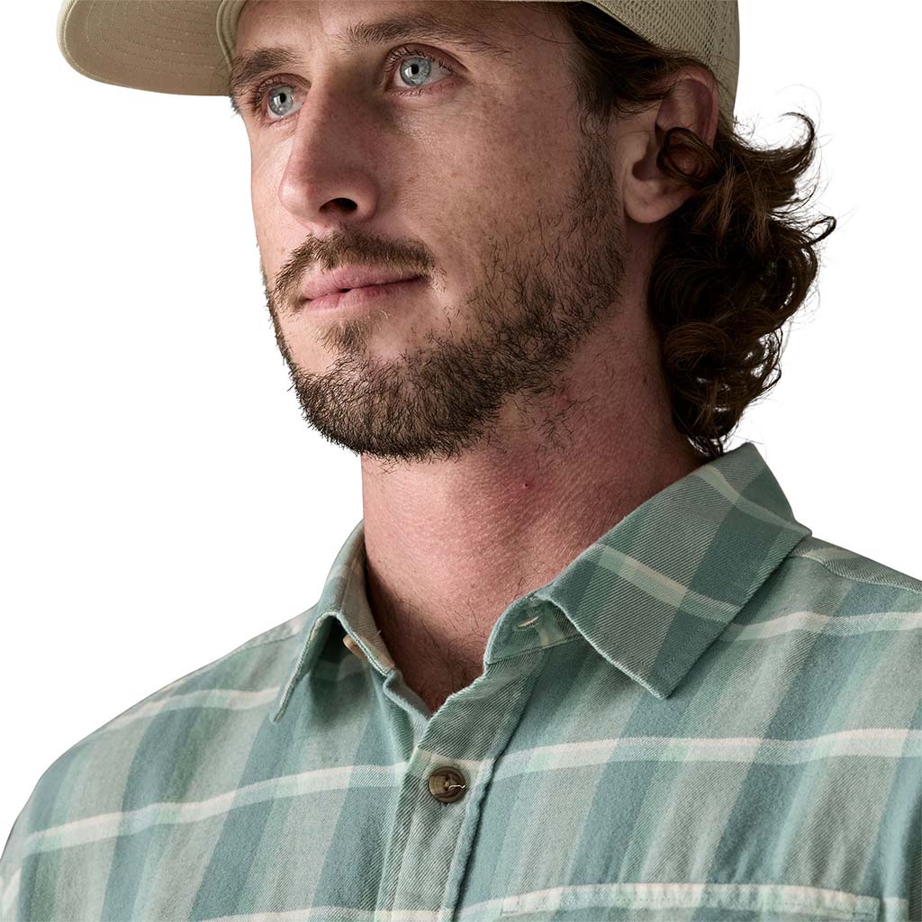 Men's Long-Sleeved Lightweight Fjord Flannel Shirt