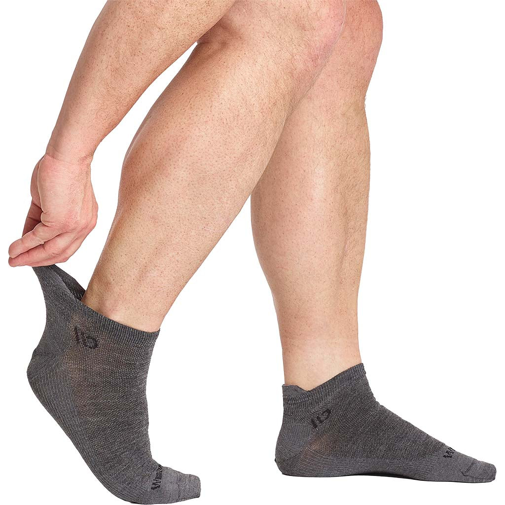 Men's Solid Ankle Lightweight Ankle Socks