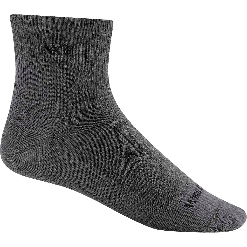 Men's Solid Lightweight Quarter Socks