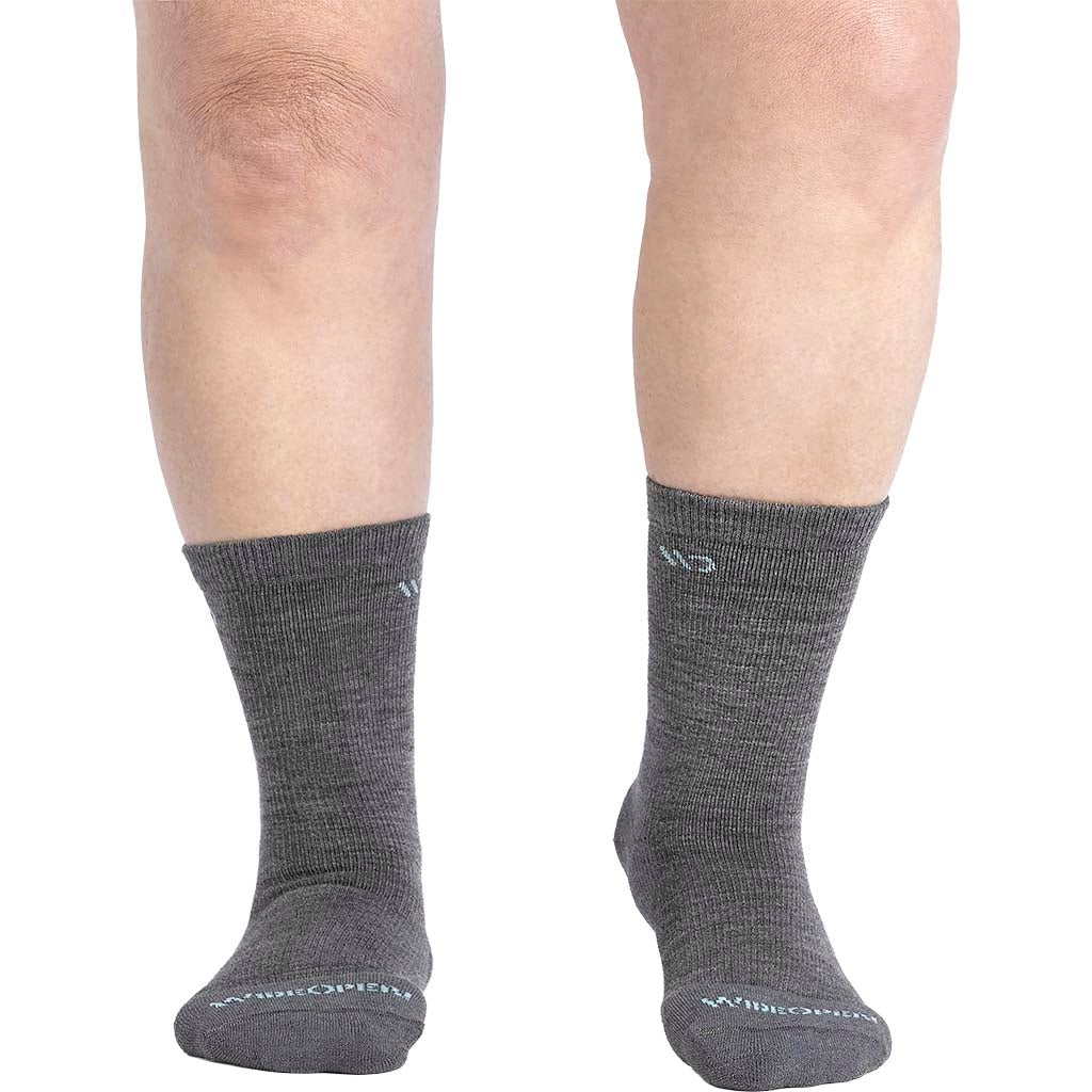 Women's Solid Cushioned Crew Socks