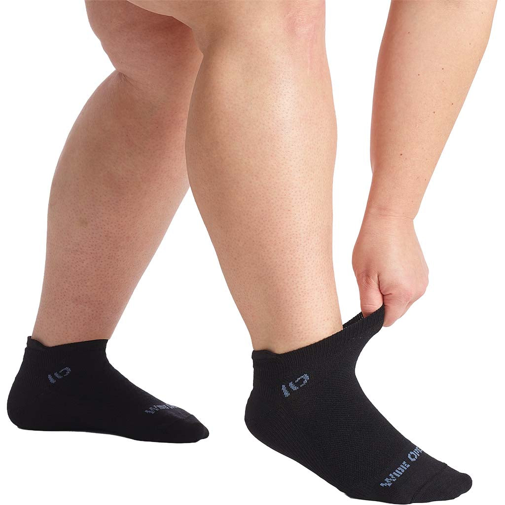 Women's Solid Lightweight Ankle Socks