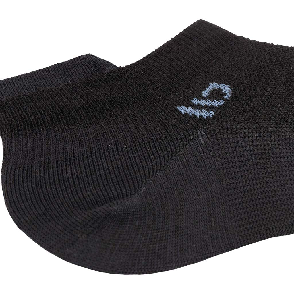 Women's Solid Lightweight Ankle Socks