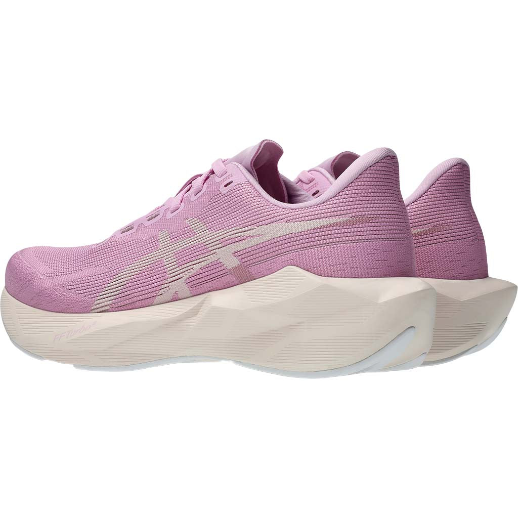 Women's Novablast 6