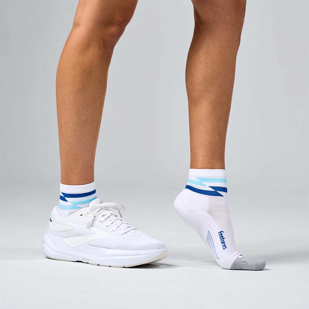 Elite Light Cushion Quarter Socks