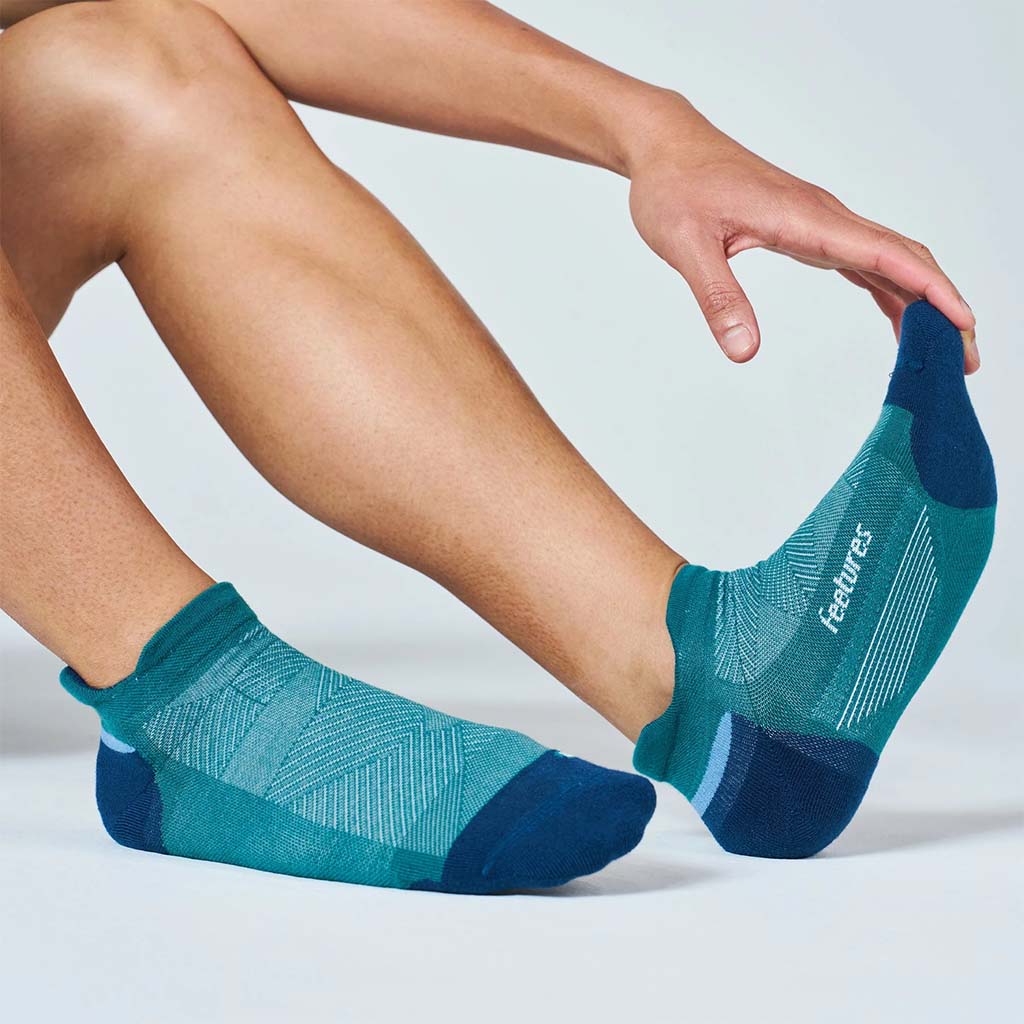 Elite Max Cushion No-Show Tab Socks