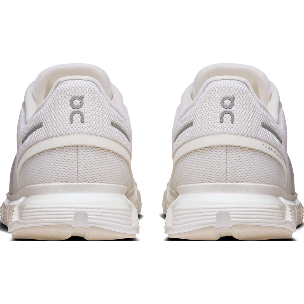 Women's Cloud 6