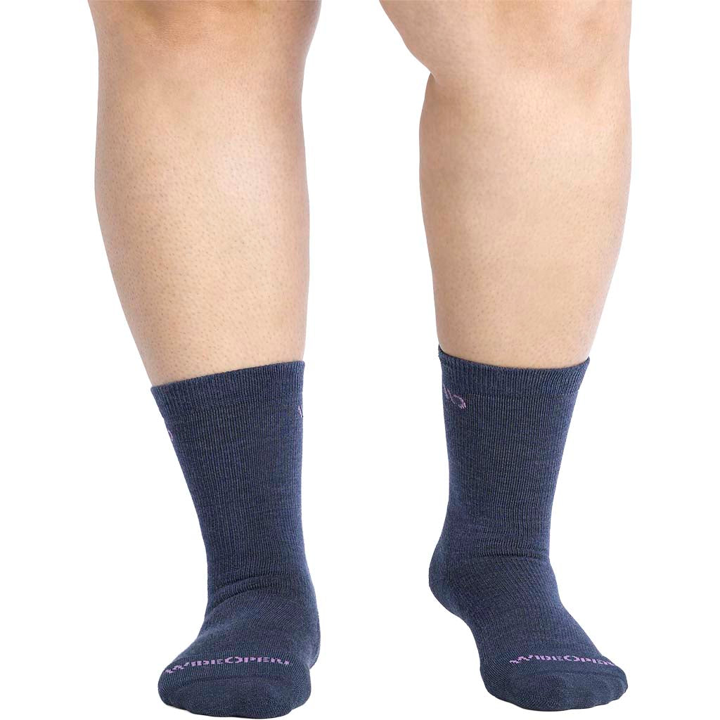 Women's Solid Cushioned Crew Socks