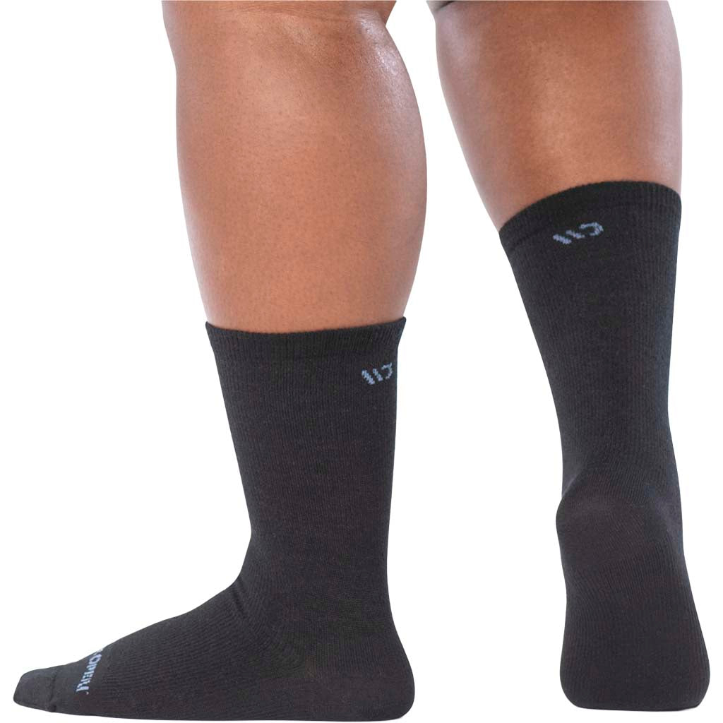 Women's Solid Basic Lightweight Crew Socks