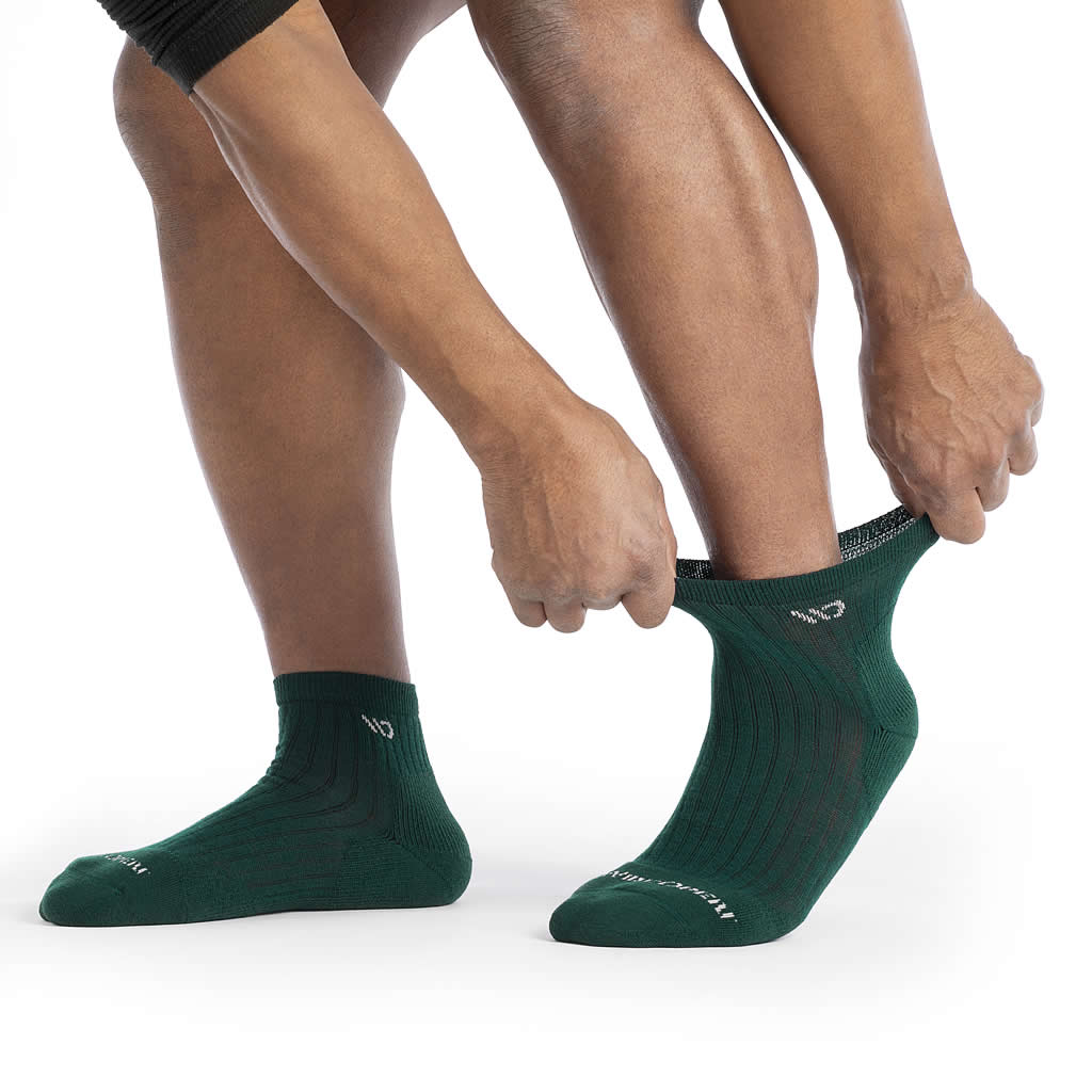 Men's Solid Midweight Quarter Sock