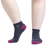 Women's Solid Midweight Cushion No Show Sock