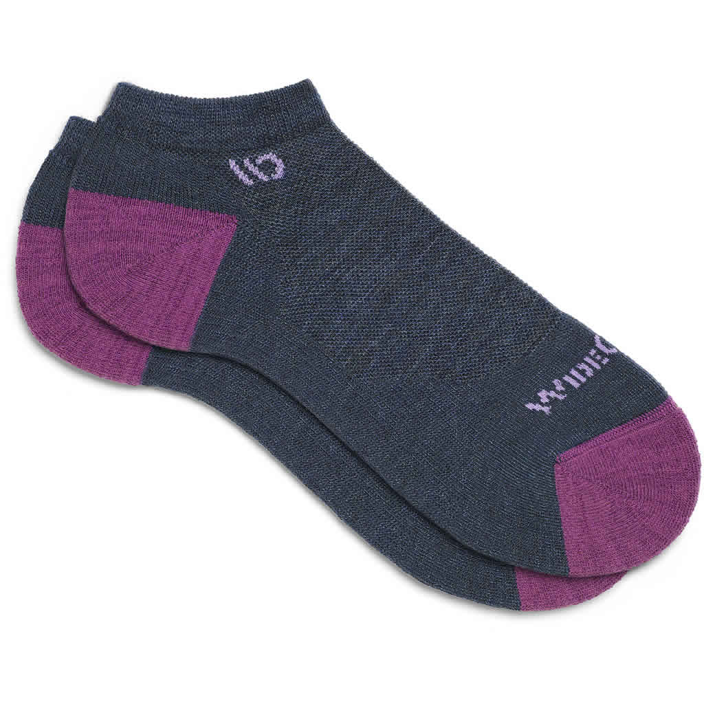 Women's Solid Midweight Cushion No Show Sock